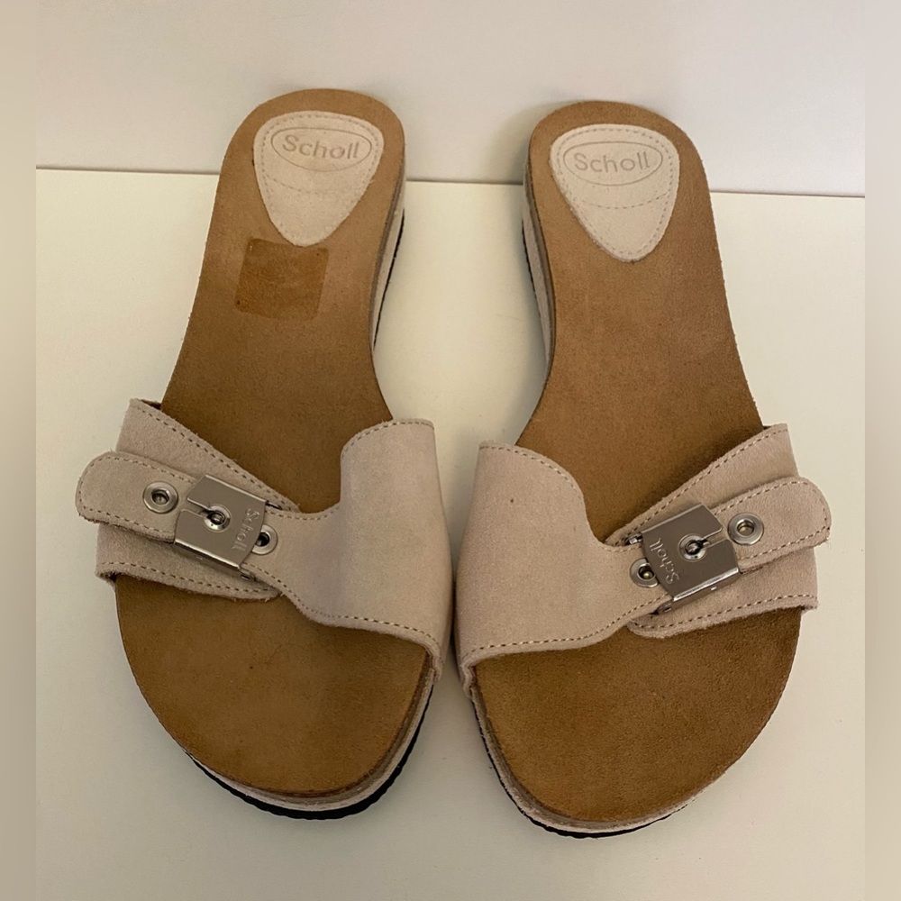 NWOT Dr Scholl, cream suede, 39 Wn
